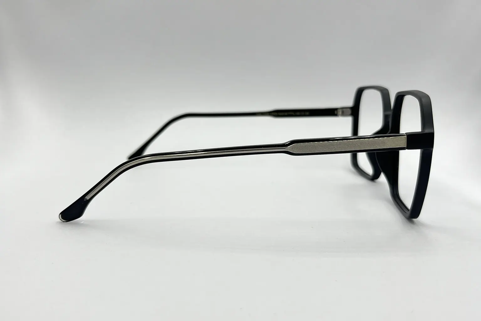 Modelo R6018 - Imagen 3